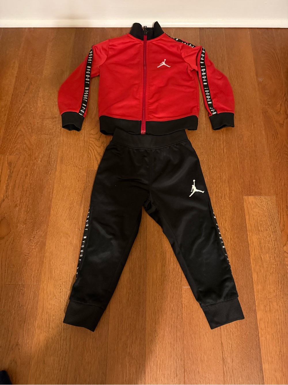 Nike Jordan Toddler Tracksuit Set Red & Black - Size 3T